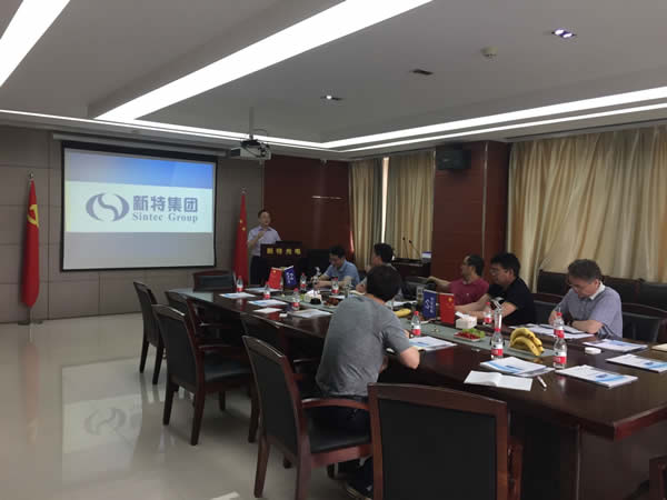 武汉市政协谭仁杰副主席一行莅临来利国际AG旗舰厅光电考察